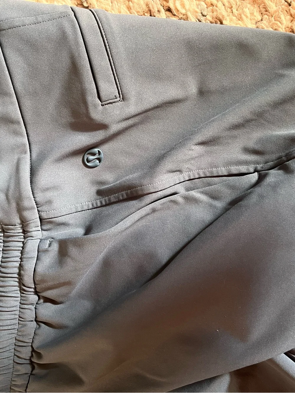 lululemon athletica Women's cropped  Jogger pants  - Charcoal Gray